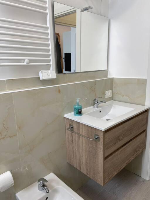Your Urban Flat In Милано Екстериор снимка